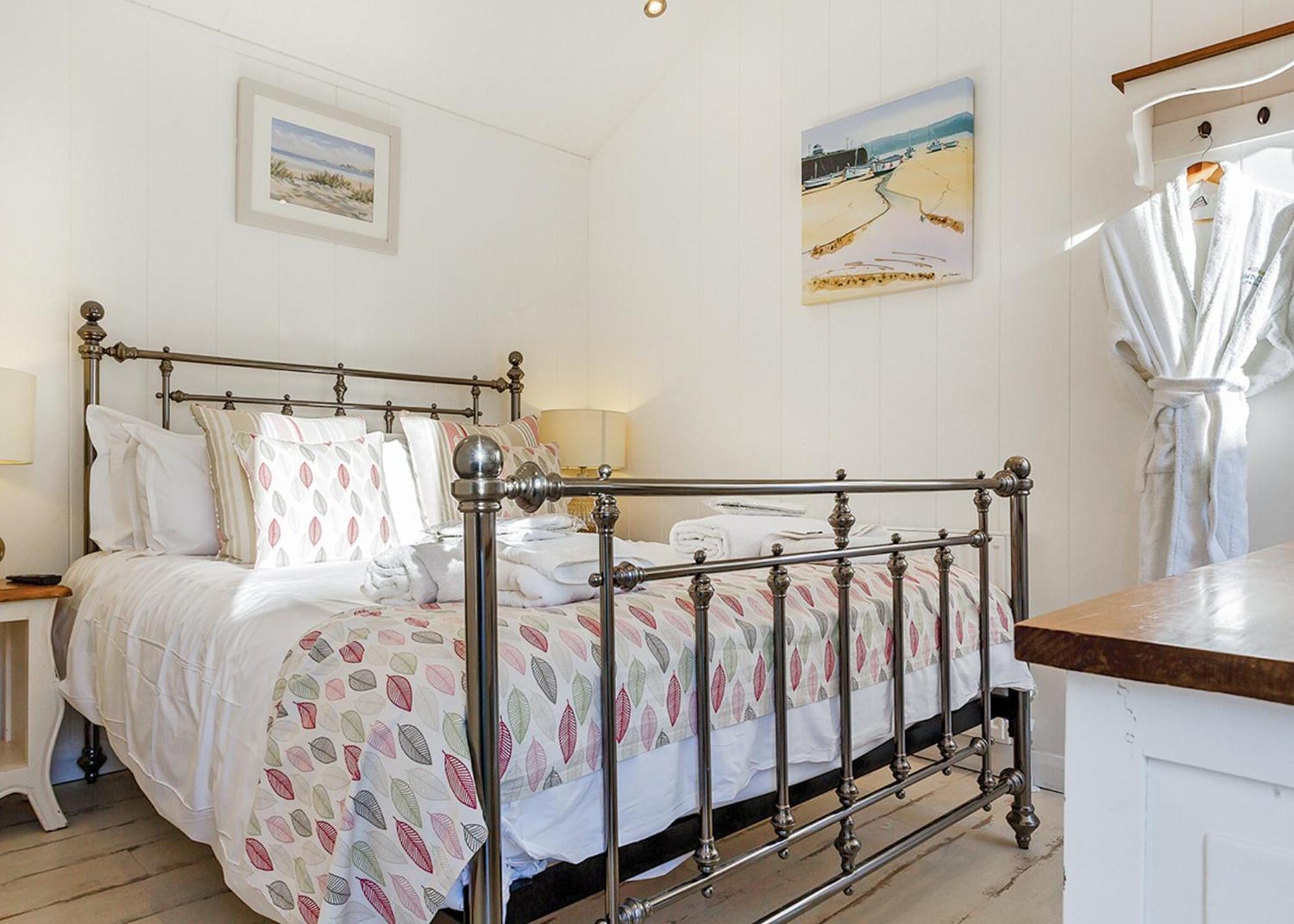 Beach Cove Coastal Retreat Ilfracombe Szoba fotó